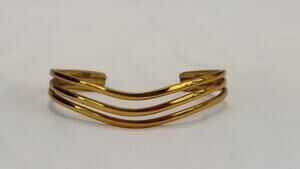 Vintage Sergio Lub Signed Gold Tone Metal Cuff Bracelet 6.5"